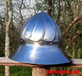 ice-cream-helmet-fb1